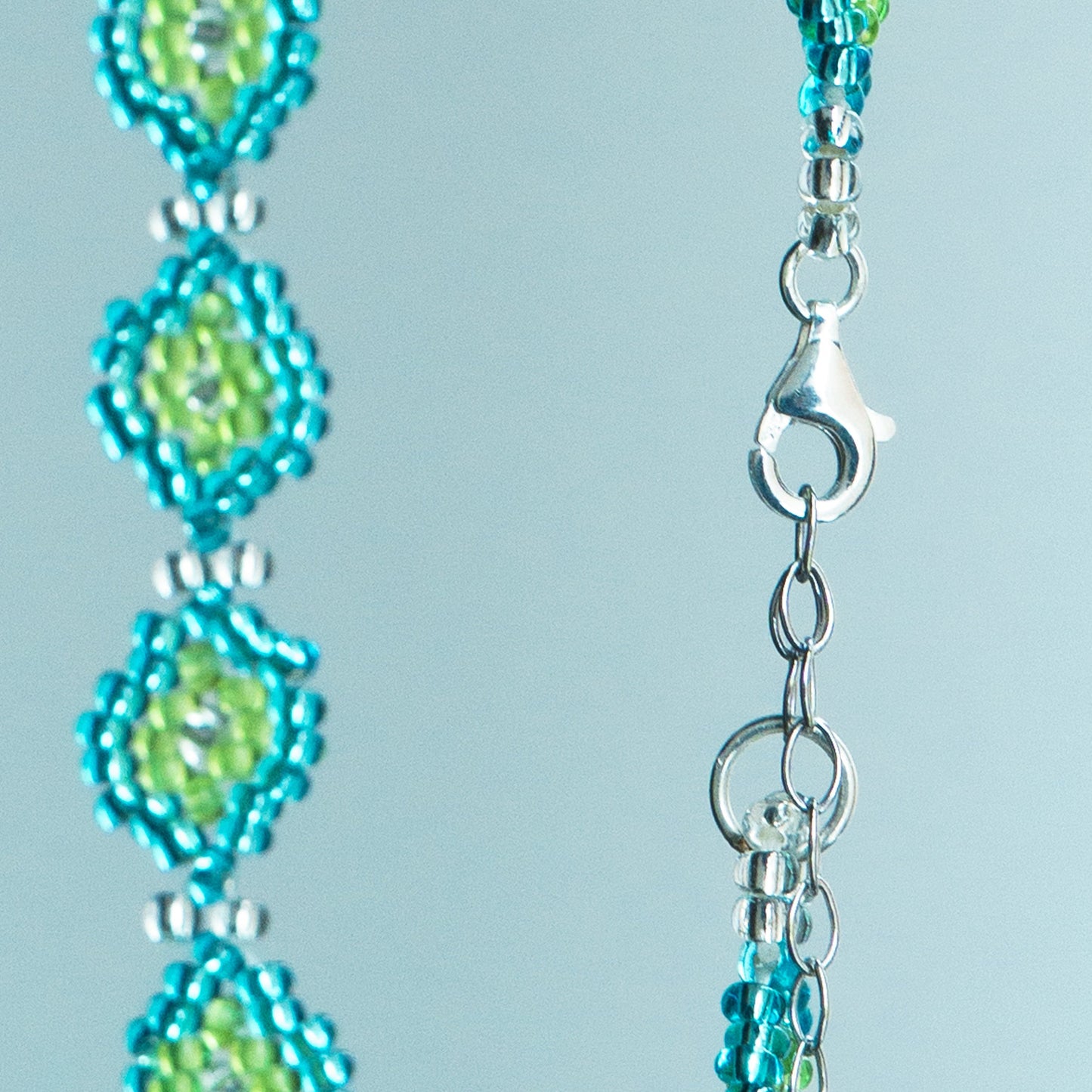 OLHOS 104 NECKLACE